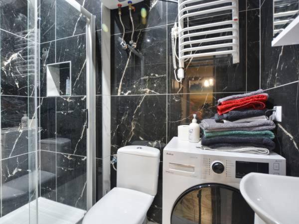 Apartament Folkowy Wujek Pod Gromadzyniem Ustrzyki Dolne Exteriör bild