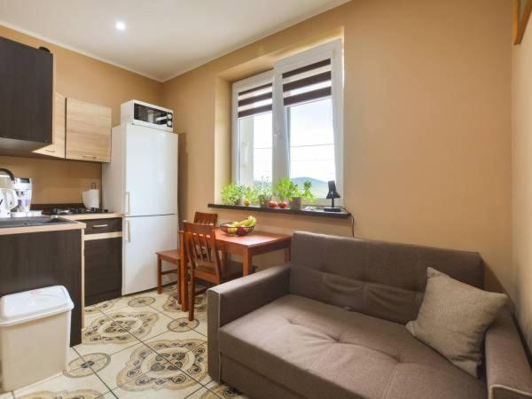 Apartament Folkowy Wujek Pod Gromadzyniem Ustrzyki Dolne Exteriör bild