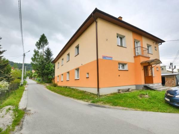 Apartament Folkowy Wujek Pod Gromadzyniem Ustrzyki Dolne Exteriör bild