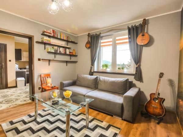 Apartament Folkowy Wujek Pod Gromadzyniem Ustrzyki Dolne Exteriör bild