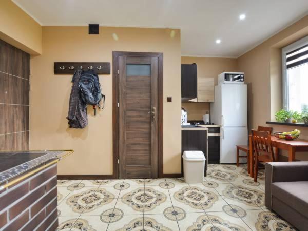 Apartament Folkowy Wujek Pod Gromadzyniem Ustrzyki Dolne Exteriör bild